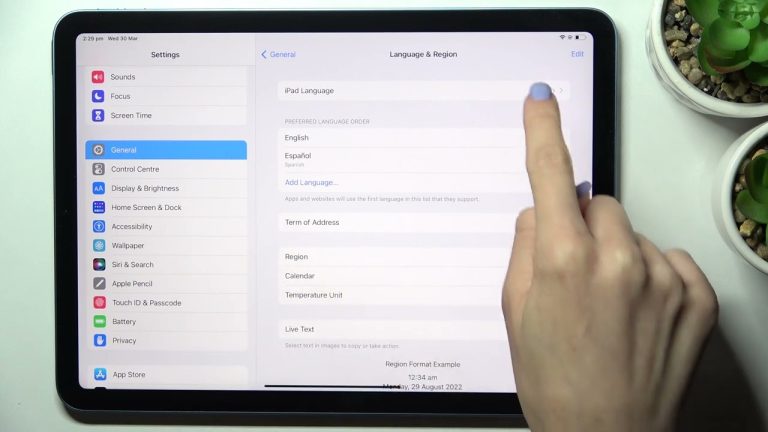 Stuck In A Foreign Language? Here Is Exactly How To Save Your IPad From Total Confusion